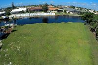 Lakefront Property for sale in Charlotte County, Florida