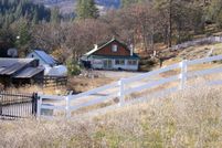 Farm Property for sale in Siskiyou County, California