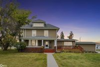 Property for sale in Henry County, Iowa