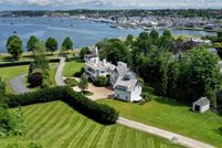 Property for sale in Newport County, Rhode Island