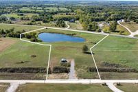 Lakefront Property for sale in Leavenworth County, Kansas
