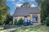 Property for sale in New Haven County, Connecticut