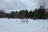 Property for sale in Dickinson County, Michigan