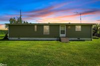 Property for sale in Henry County, Iowa