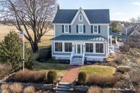 Lakefront Property for sale in Bucks County, Pennsylvania