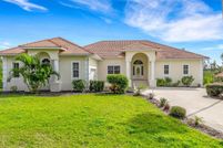 Lakefront Property for sale in Sarasota County, Florida