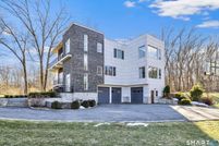 Property for sale in New Haven County, Connecticut