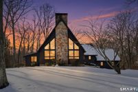 Property for sale in Hartford County, Connecticut