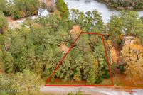 Lakefront Property for sale in Craven County, North Carolina