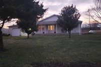 Property for sale in Wayne County, Illinois