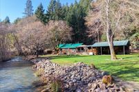 Lakefront Property for sale in Jackson County, Oregon