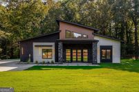 Lakefront Property for sale in Barrow County, Georgia