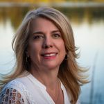 Liz Engelhart, Associate Broker