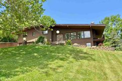 Property for sale in Muscatine County, Iowa