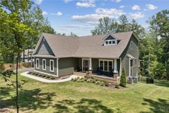 Lakefront Property for sale in Powhatan County, Virginia