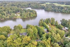 Lakefront Property for sale in New Kent County, Virginia
