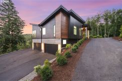Lakefront Property for sale in Clark County, Washington