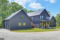Lakefront Property for sale in Hart County, Georgia