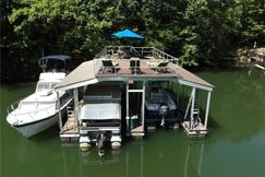 Lakefront Property for sale in Hall County, Georgia