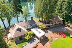 Lakefront Property for sale in Clackamas County, Oregon