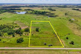 Undeveloped Land for sale in Kingman County, Kansas