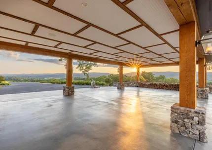 Lakefront Property for sale in Chattooga County, Georgia