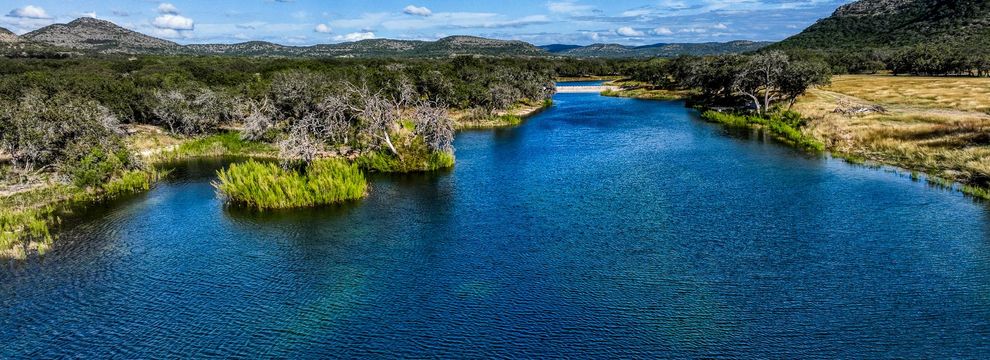 Property for sale in Uvalde County, Texas