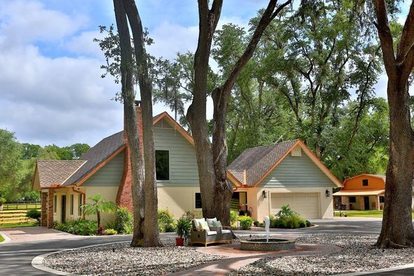 10925 Southwest 16th Avenue, Ocala, FL 34476 MLS: OM699105