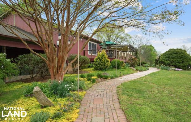 92 Schoolhouse Rd, Washington, VA 22747