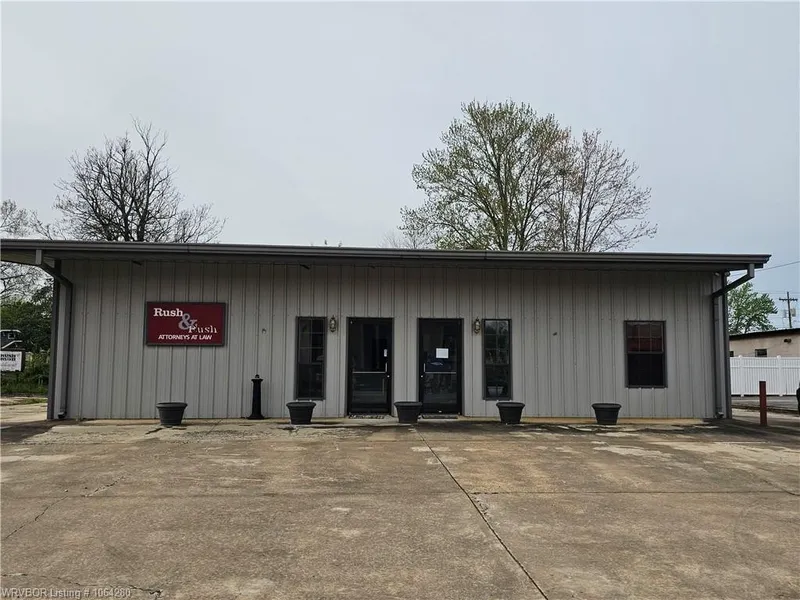 208 Walnut ST  