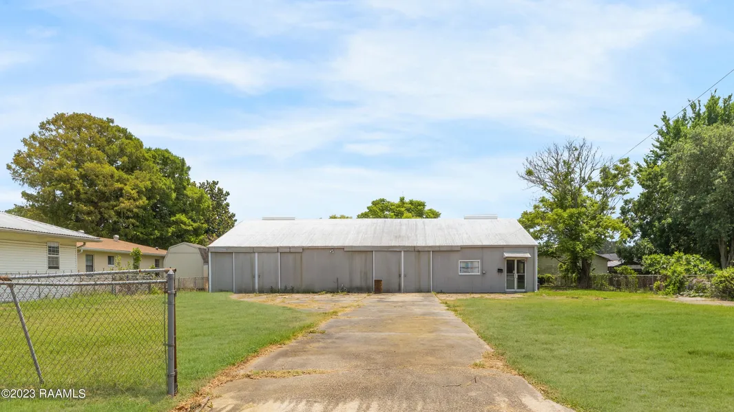 1703 SHORT WEEKS ST  