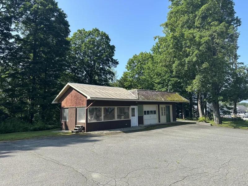 1456 East Main St  