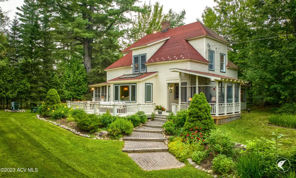 15 Gdn Rd  