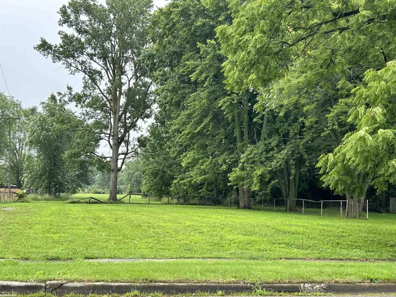 77 W Mls  
