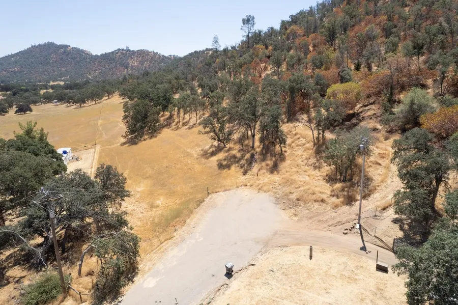 28950 Spring Valley Rd Rd  