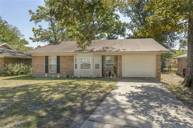 6614 LONGLEAF Trce  