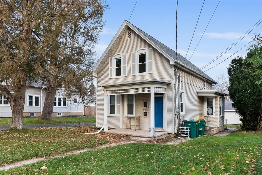 W61N386 Washington Ave  