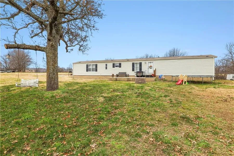 11879 N Hwy 59  