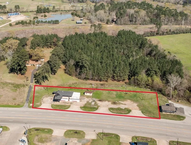 13069 E hwy 84  