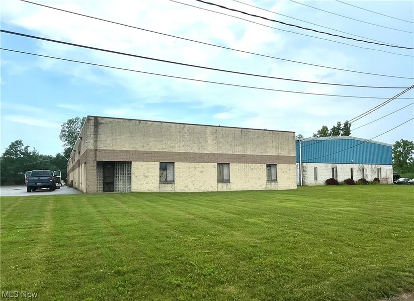 383 Fountain Ave  
