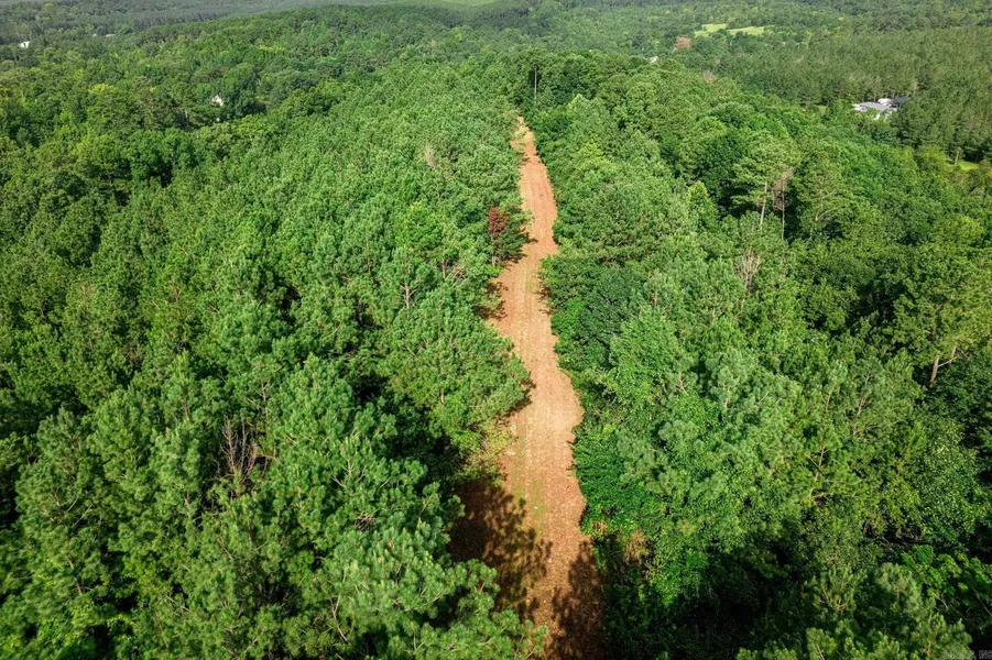 00 Broken Bow Ln  
