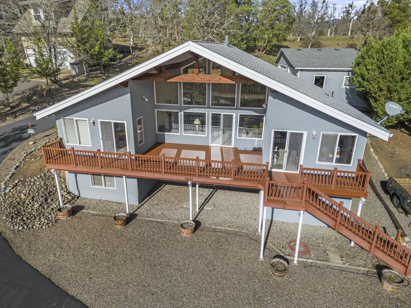 7431 Rogue Riv Dr  