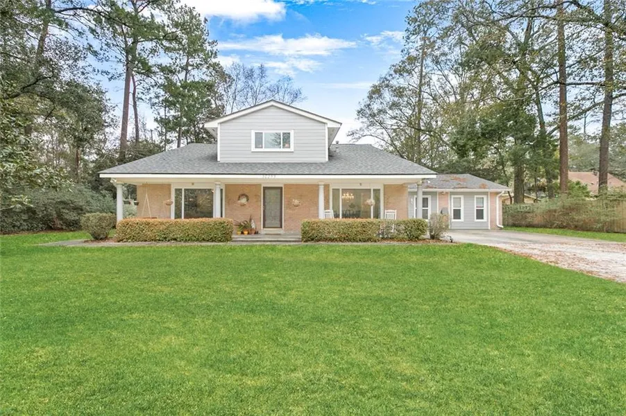 30255 Hwy 190  