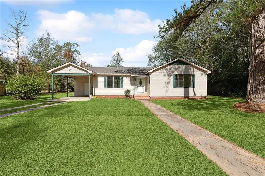 106 Harold Mitchell Rd  