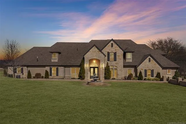 26175 East 93rd St South  