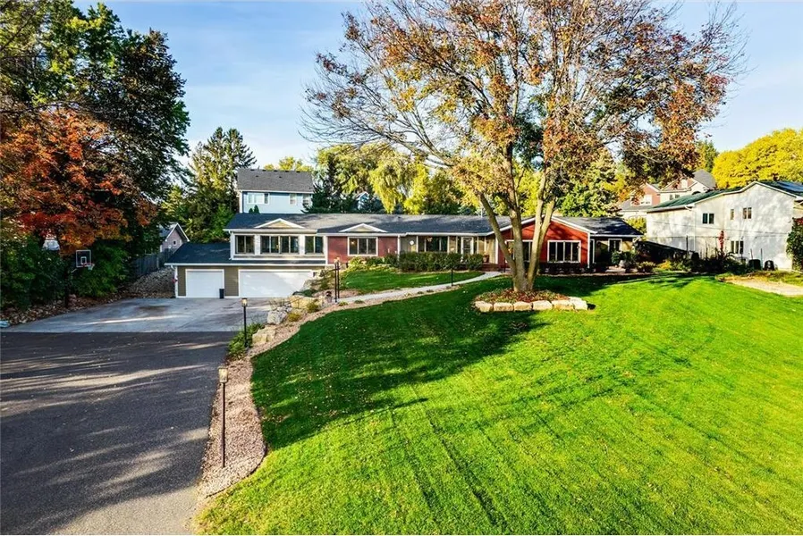 1010 Mckusick Rd  