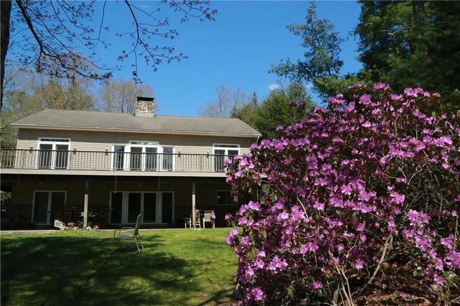59 Thurston Dr  