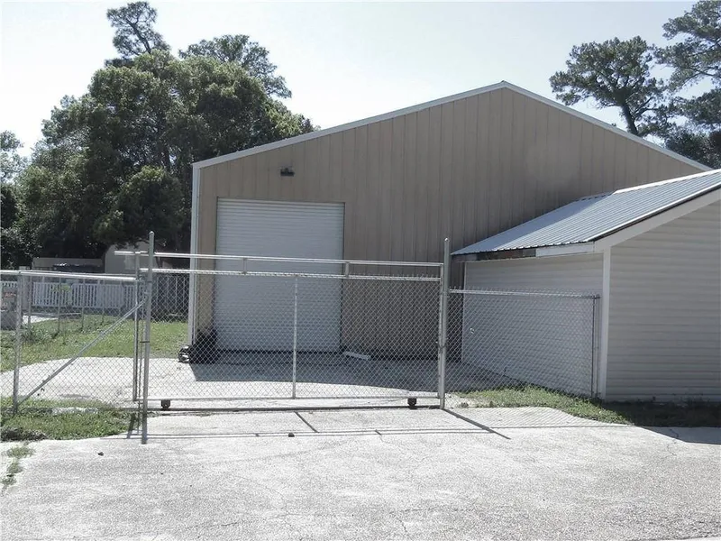 61027 North Military Rd  