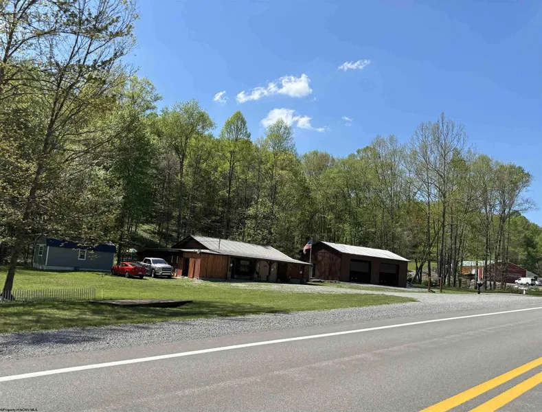 8599 BARBOUR COUNTY HWY  