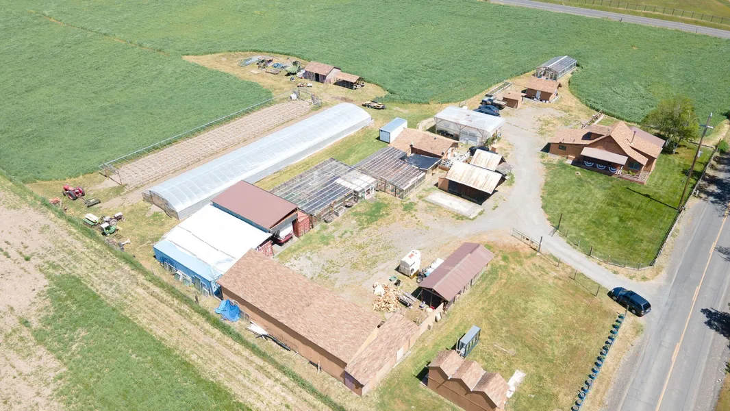 13990 N Applegate Rd  